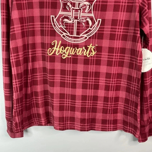 HARRY POTTER NWT I’d Rather Be At Hogwarts Burgundy Plaid Top Long Sleeve Size L - Picture 5 of 11